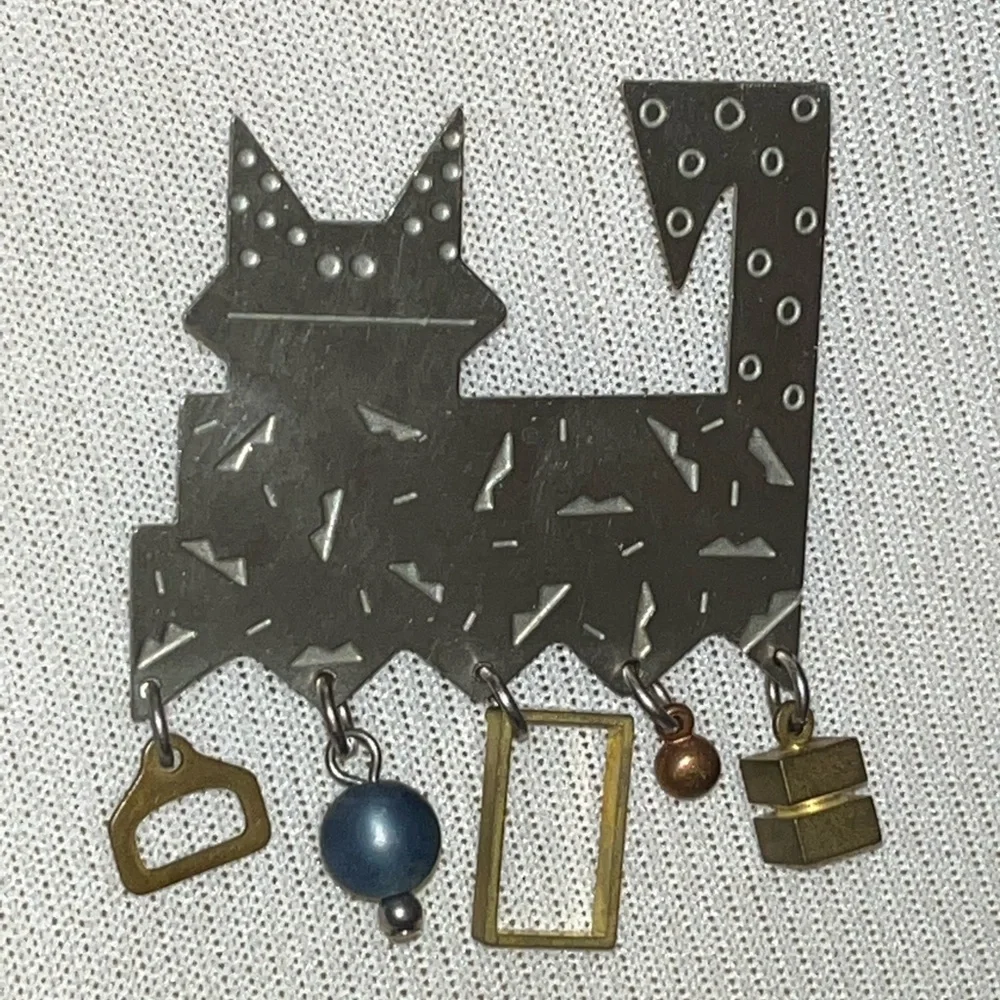 Vintage Navajo Native American metal cat pin signed by Ricka mae!!!